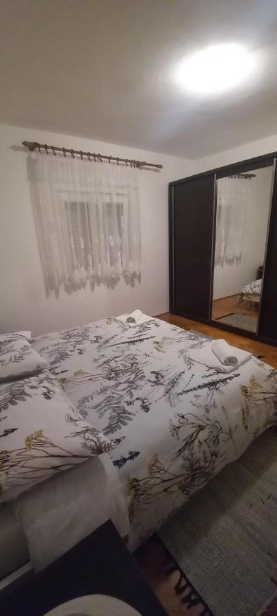 Апартаменты Apartman Maja Сплит Экстерьер фото